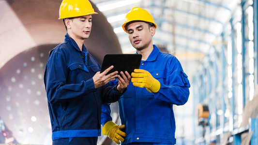 How Can Employers Use Data From Lone Worker Devices to Improve Safety? 