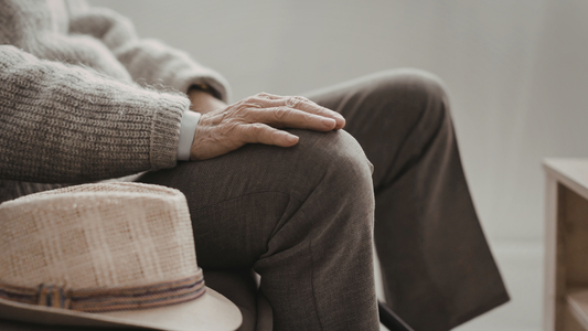 How Can Families Assess Whether an Elderly Home Environment Is Still Safe? 