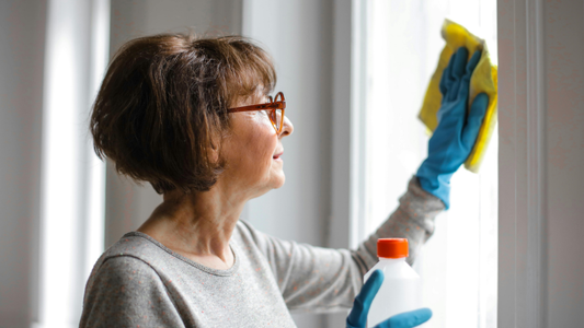 How Can Safety Watches Help Seniors Continue Their Daily Routines With Confidence? 