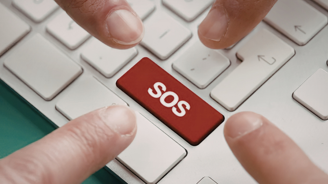 How a One-Button SOS Watch Can Save Lives in Emergencies?
