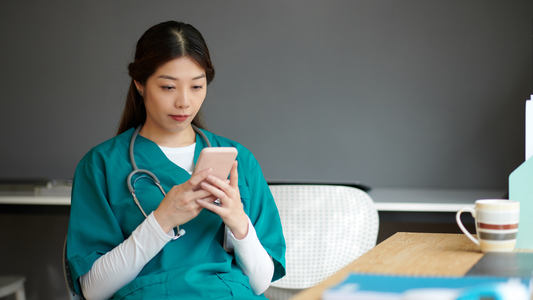 What Role Does Technology Play in Modern Caregiving? 