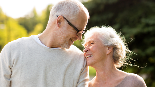 What Should Seniors Expect During Their First Week Using a Safety Watch? 