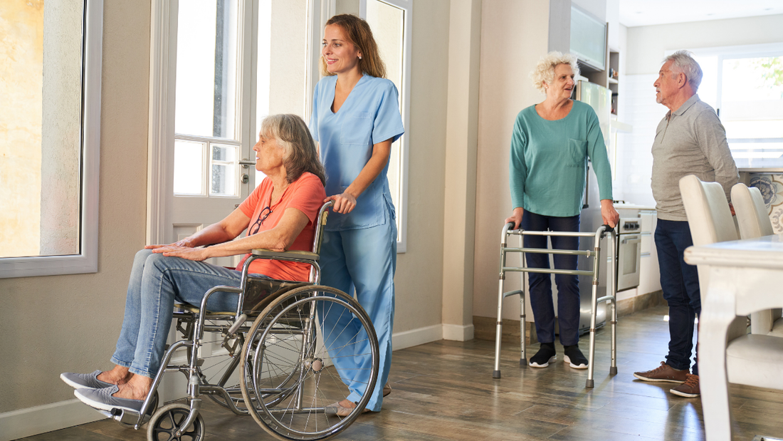 What Are the Best Mobility Aids to Keep Seniors Independent? 